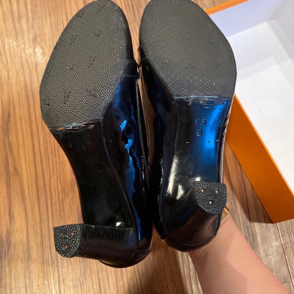 Coach heel - Picture 3 of 4
